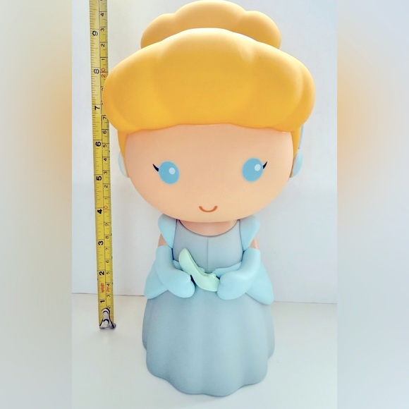 Princess Cinderella Coin Bank - Picture 7 of 7